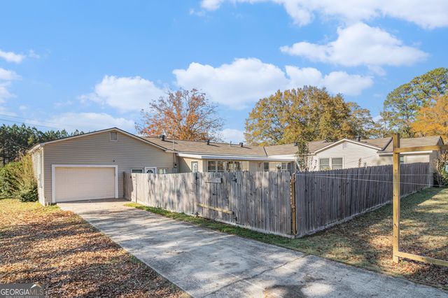 128 Highland Drive, West Point, GA 31833