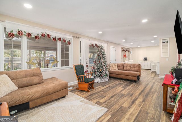 128 Highland Drive, West Point, GA 31833