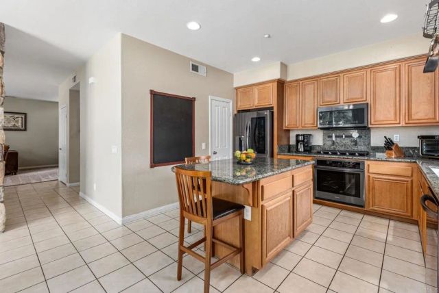 2292 Marquand, Alpine, CA 91901