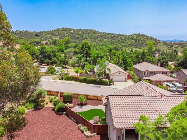 2292 Marquand, Alpine, CA 91901