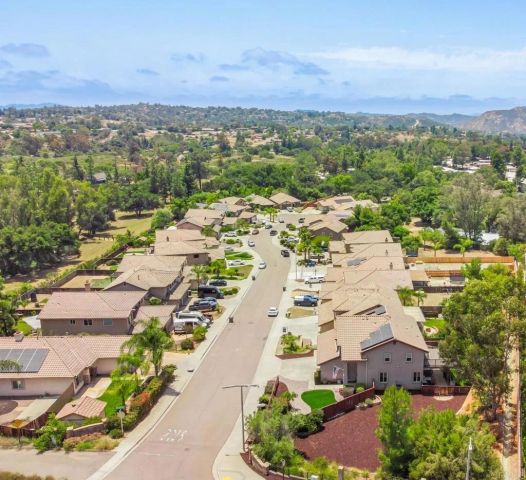 2292 Marquand, Alpine, CA 91901