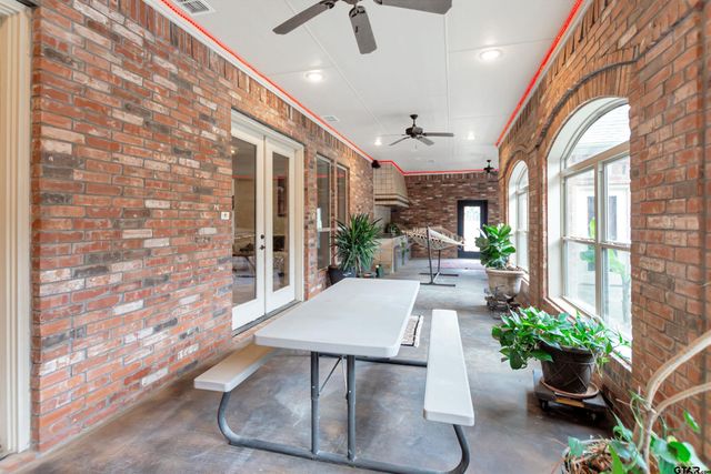 8350 FM 346 W, Flint, TX 75762