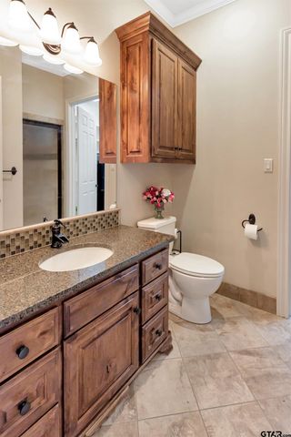 8350 FM 346 W, Flint, TX 75762