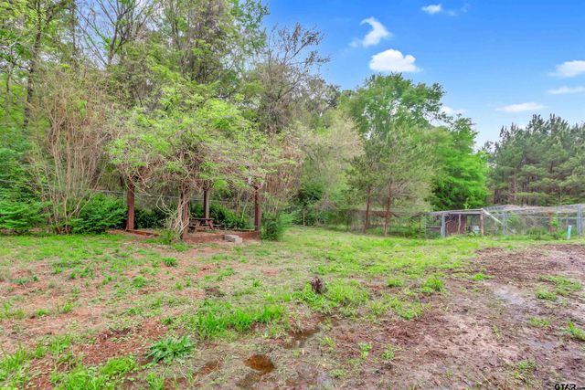 8350 FM 346 W, Flint, TX 75762