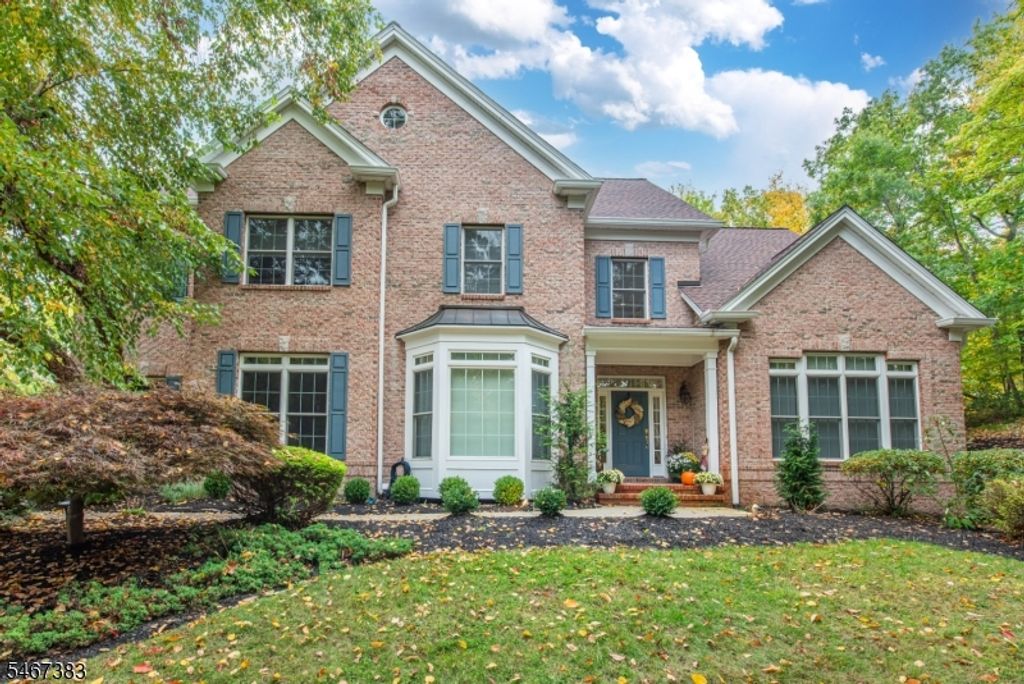 72 Stoneridge Dr, Ringwood Boro, NJ 07456 — exterior