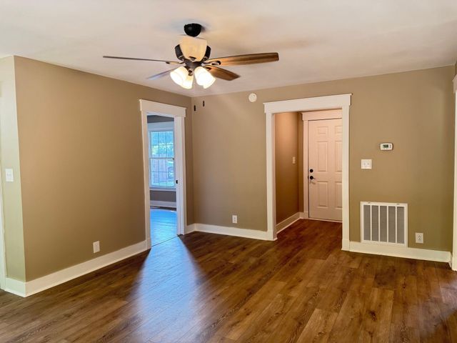 1564 Mary Beth Ln, Clarksville, TN 37042
