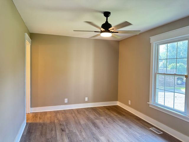 1564 Mary Beth Ln, Clarksville, TN 37042
