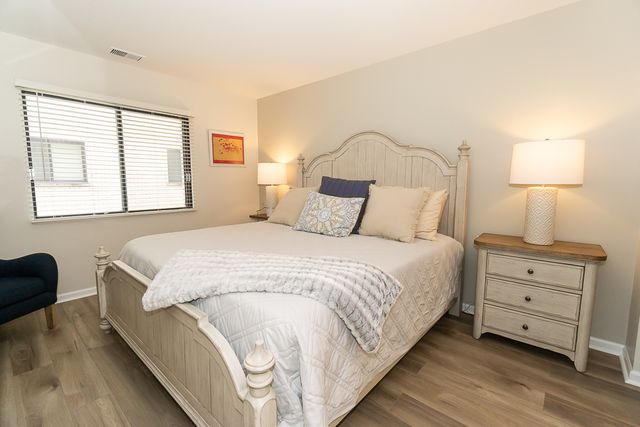 227 Elgin Avenue 3A, Forest Park, IL 60130