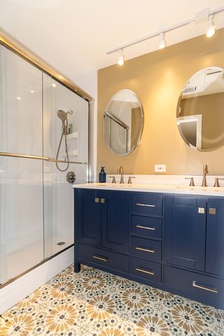 227 Elgin Avenue 3A, Forest Park, IL 60130