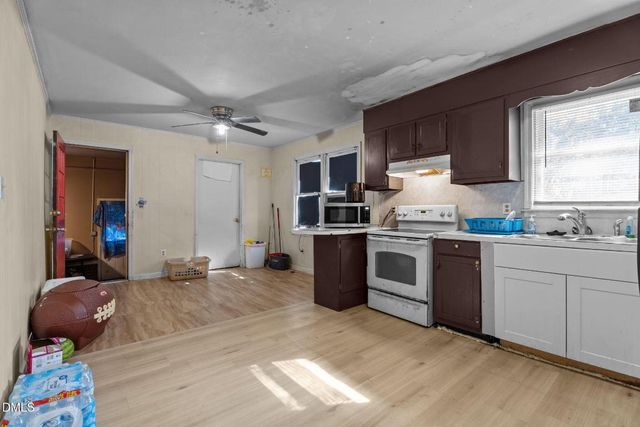 5125 Gainor Avenue, Battleboro, NC 27809