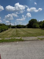 6 Valley View Court, New Albany, IN 47150