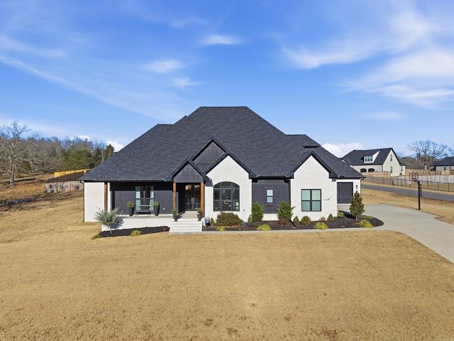 10 Beckett Drive, Greenbrier, AR 72058