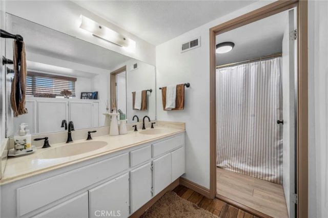 2883 Hollow Glen Circle, Rialto, CA 92376