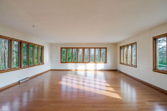 10712 Wildwood Drive, Fishers, IN 46037