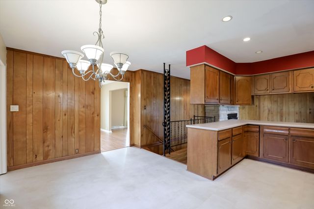 10712 Wildwood Drive, Fishers, IN 46037