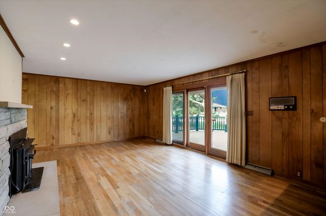 10712 Wildwood Drive, Fishers, IN 46037