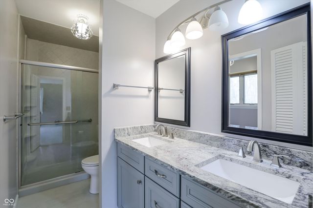 10712 Wildwood Drive, Fishers, IN 46037