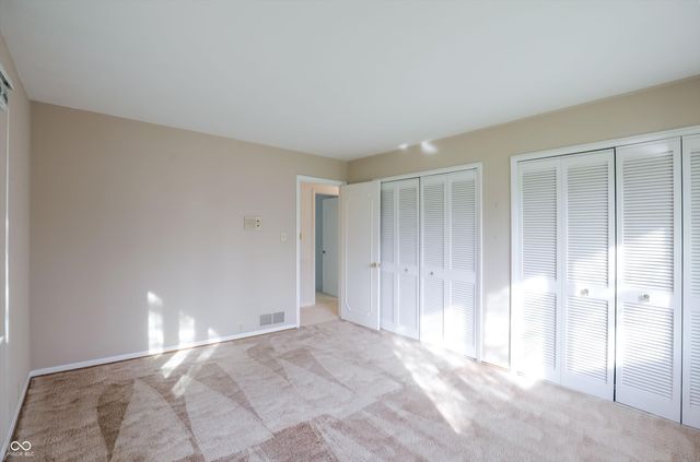 10712 Wildwood Drive, Fishers, IN 46037