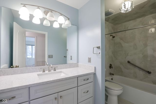 10712 Wildwood Drive, Fishers, IN 46037