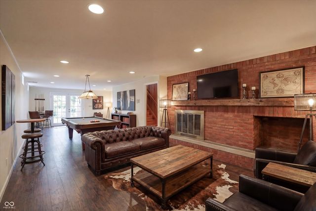 10712 Wildwood Drive, Fishers, IN 46037