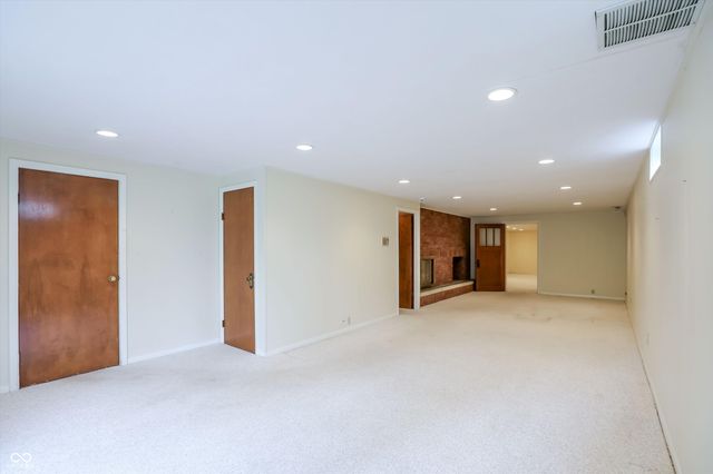 10712 Wildwood Drive, Fishers, IN 46037