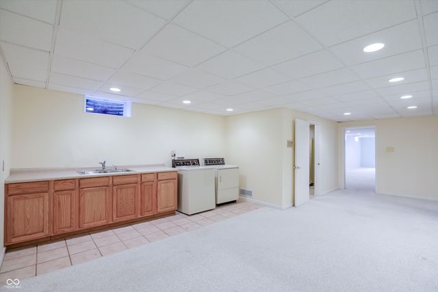 10712 Wildwood Drive, Fishers, IN 46037