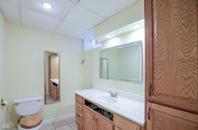 10712 Wildwood Drive, Fishers, IN 46037