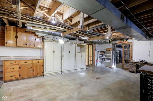 10712 Wildwood Drive, Fishers, IN 46037