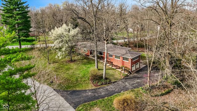 10712 Wildwood Drive, Fishers, IN 46037