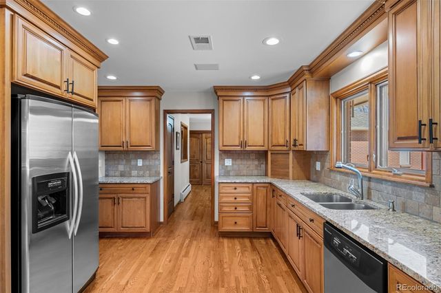 3980 S Dexter Street, Cherry Hills Village, CO 80113