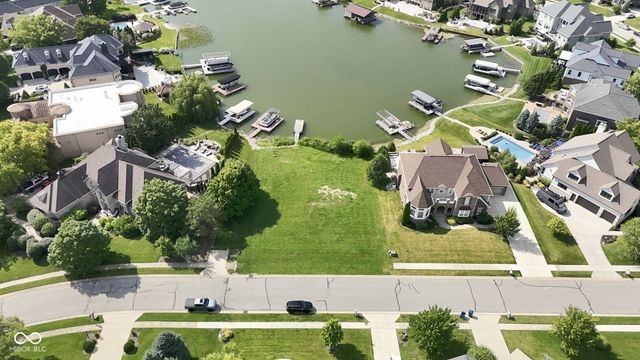 13612 Kingston Drive, Mccordsville, IN 46055