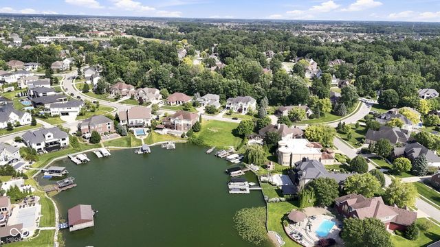 13612 Kingston Drive, Mccordsville, IN 46055