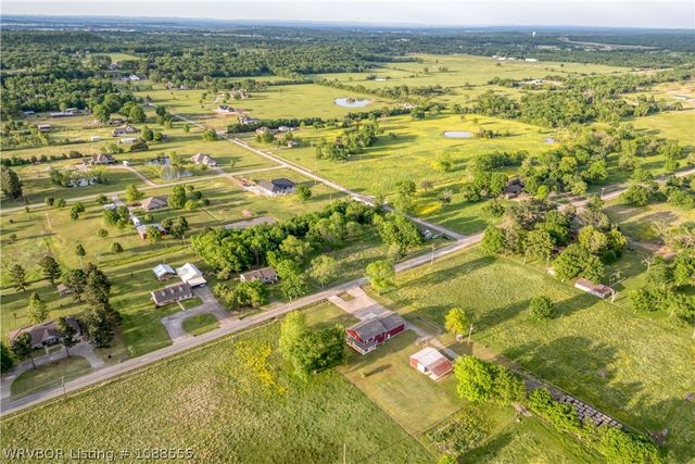 4202 Bonanza Road, Fort Smith, AR 72916