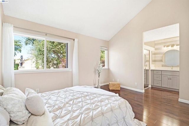 3867 Burton Cmn, Fremont, CA 94536