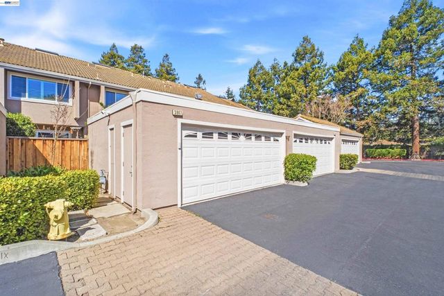 3867 Burton Cmn, Fremont, CA 94536