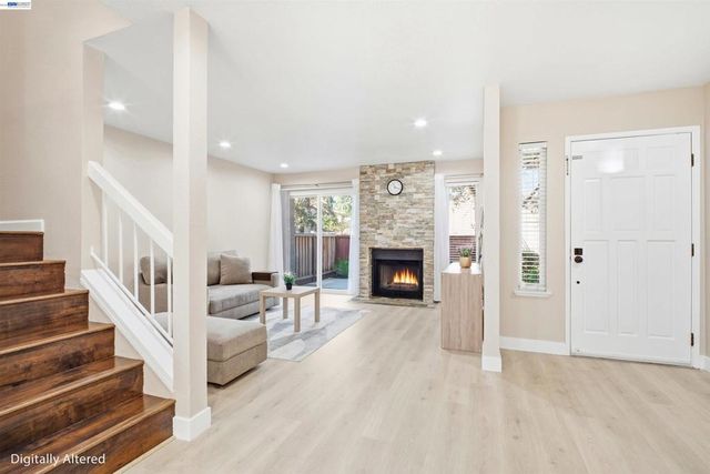 3867 Burton Cmn, Fremont, CA 94536