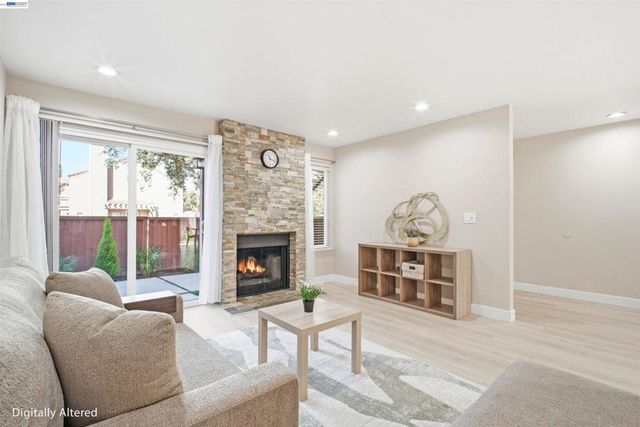 3867 Burton Cmn, Fremont, CA 94536