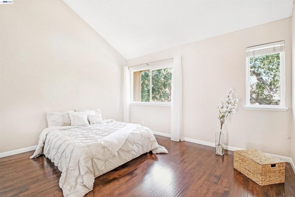 Image 20 of property listing at 3867 Burton Cmn, Fremont, CA 94536