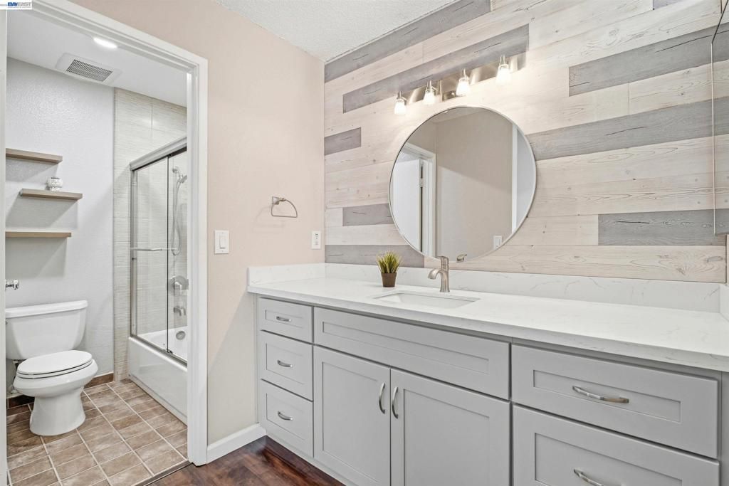 Image 22 of property listing at 3867 Burton Cmn, Fremont, CA 94536