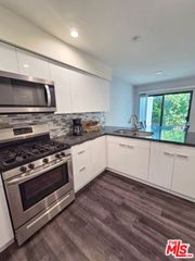 2651 S Hobart Blvd #9, Los Angeles, CA 90018