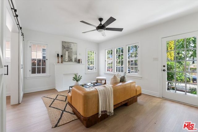 3726 W 59th Street, Los Angeles, CA 90043