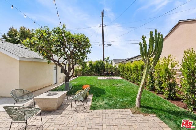 3726 W 59th Street, Los Angeles, CA 90043