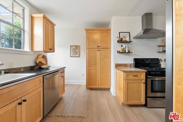 3726 W 59th Street, Los Angeles, CA 90043