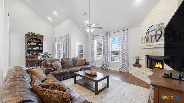 255 Bamberger Avenue, New Braunfels, TX 78132