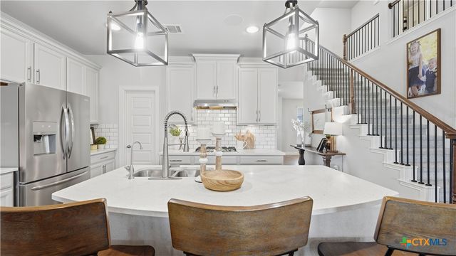 255 Bamberger Avenue, New Braunfels, TX 78132