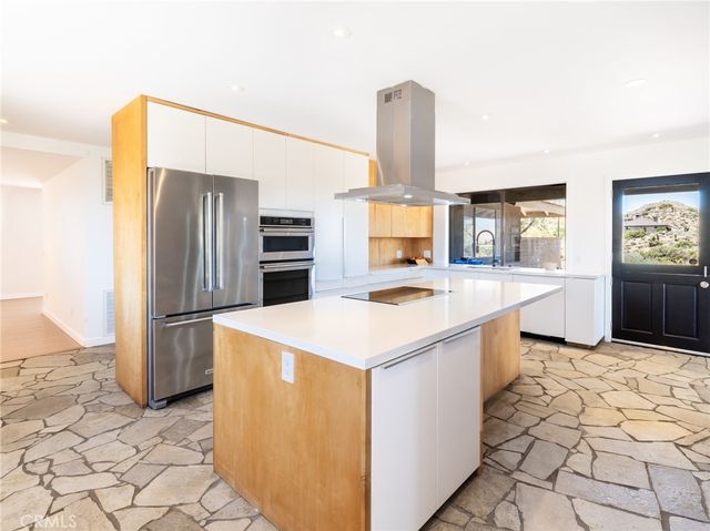 8708 Sage, Yucca Valley, CA 92284