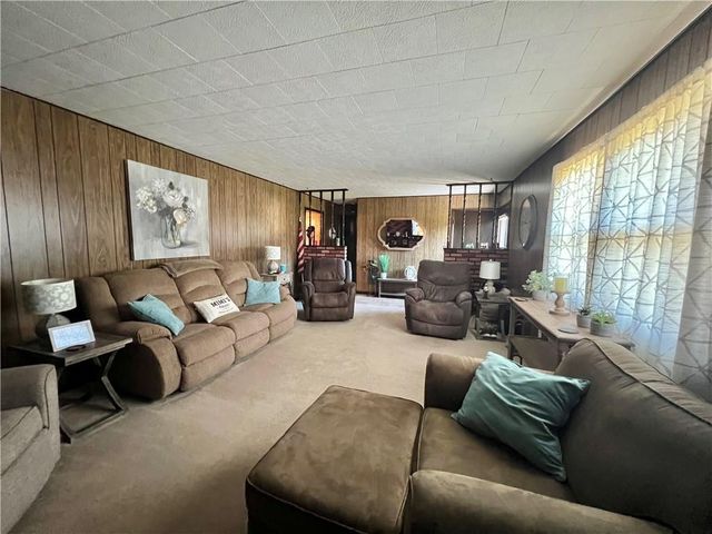 403 8th Street, Rushville, MO 64484