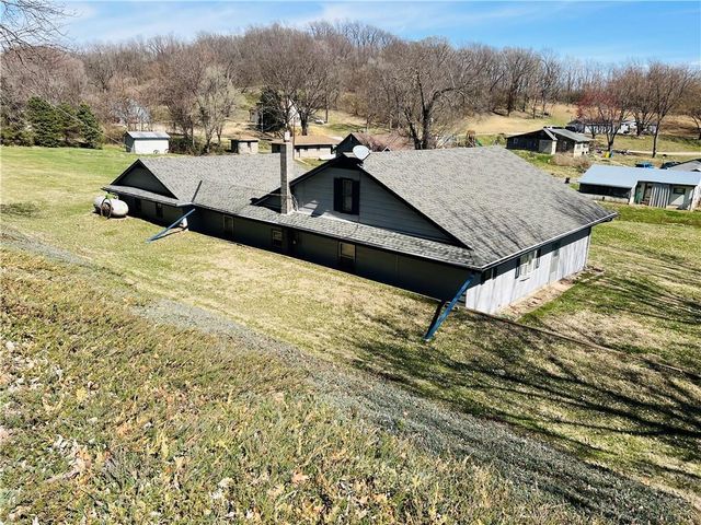 403 8th Street, Rushville, MO 64484