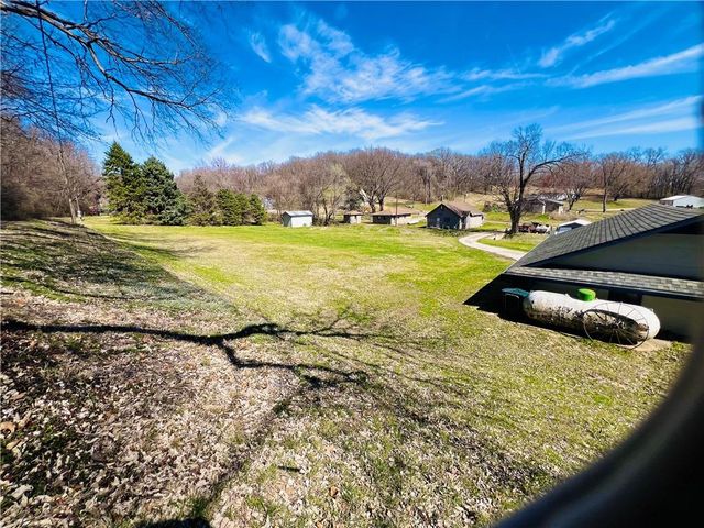 403 8th Street, Rushville, MO 64484