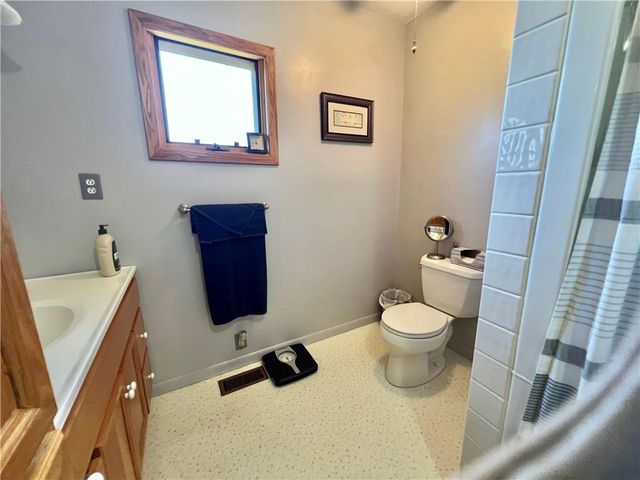 403 8th Street, Rushville, MO 64484